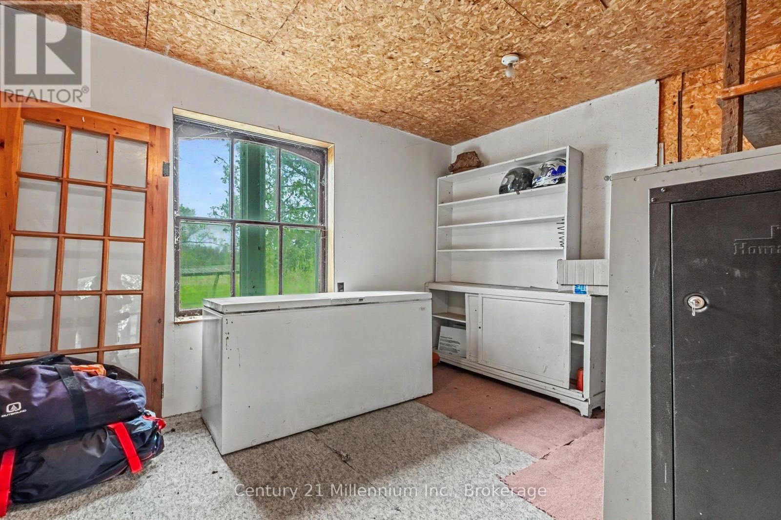 4758 BRUCE 3 ROAD - 33