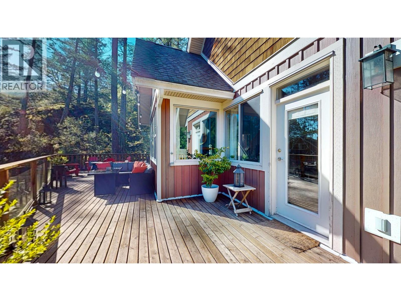 13555 LEE ROAD, Garden Bay