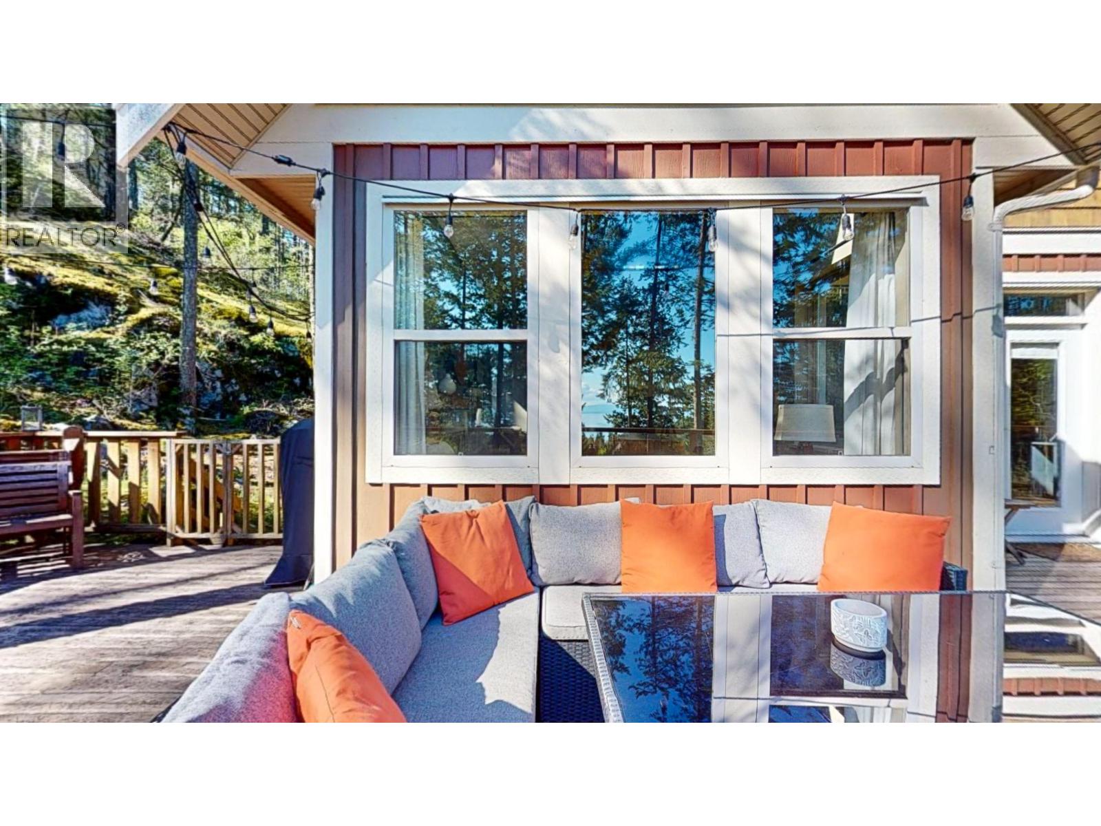 13555 LEE ROAD, Garden Bay