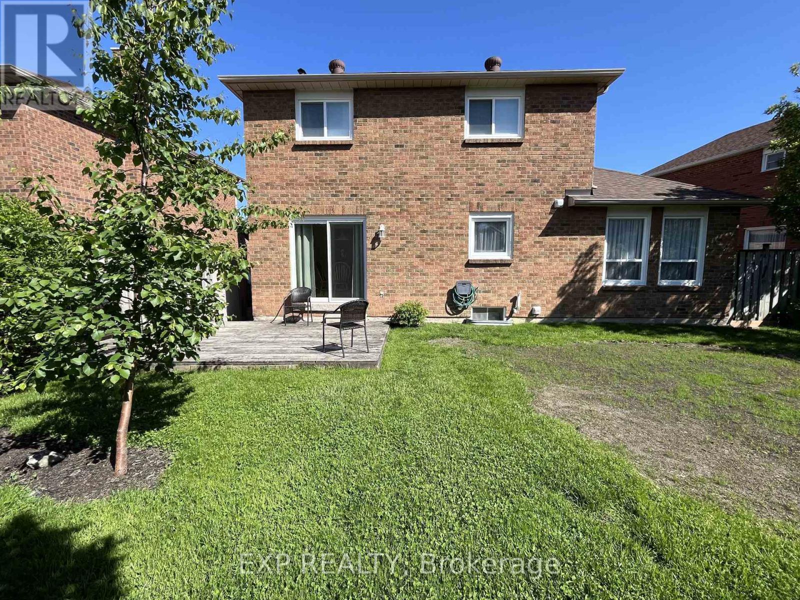 22 BRISTOL AVENUE - 43