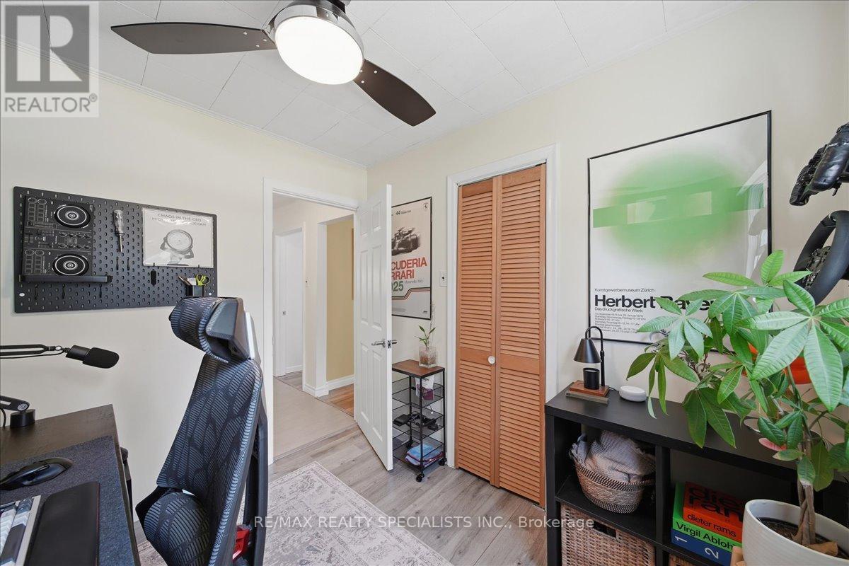 644 ROSE LANE - Image 29
