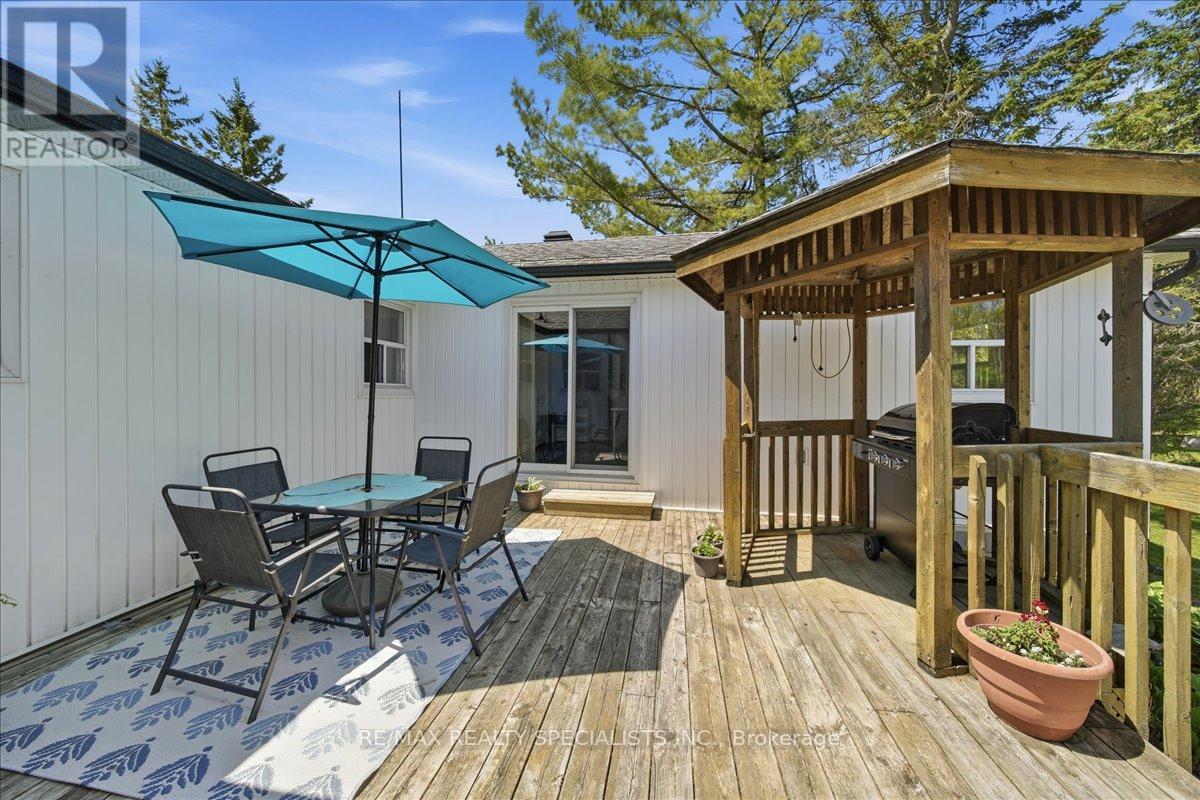 644 ROSE LANE - Image 45