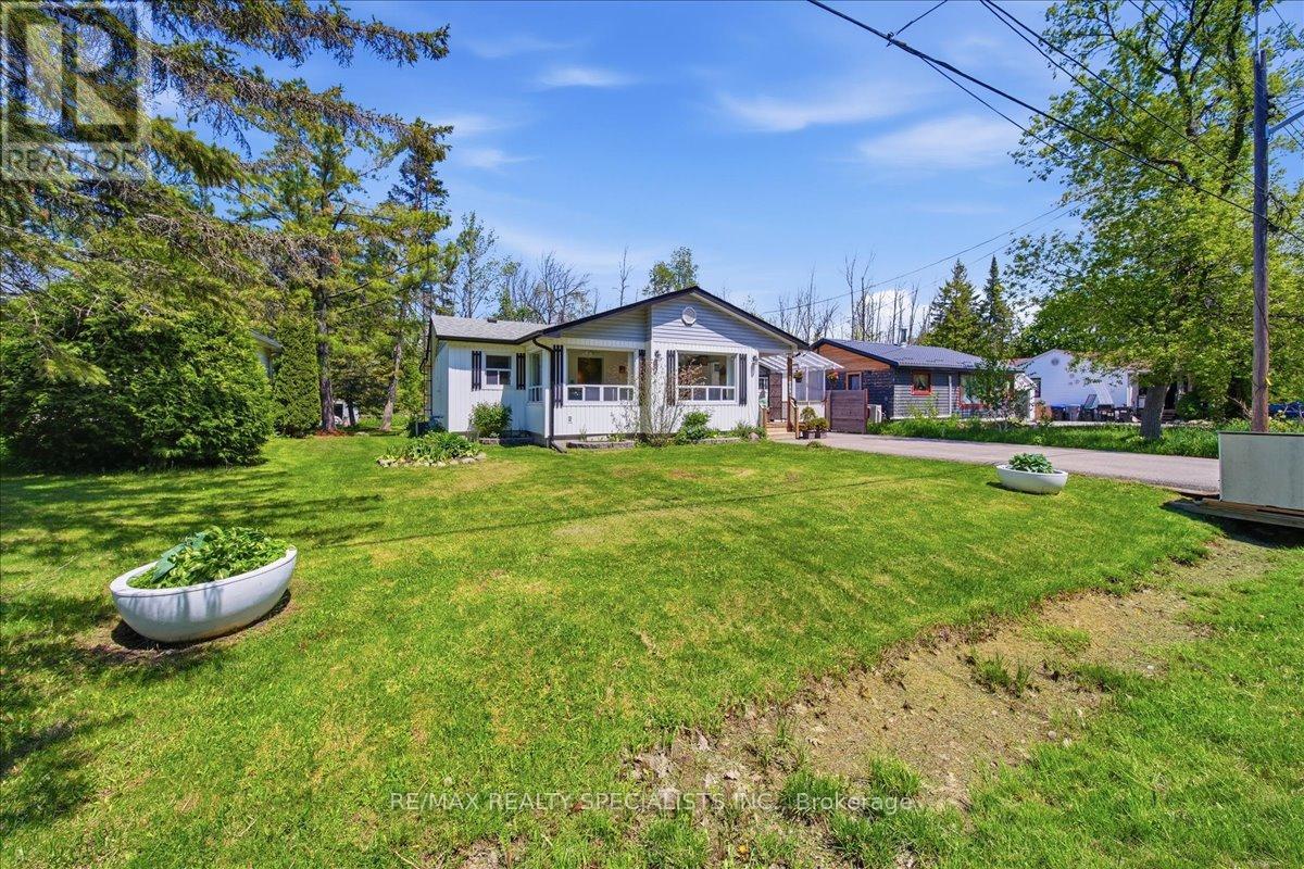 644 ROSE LANE - Image 6