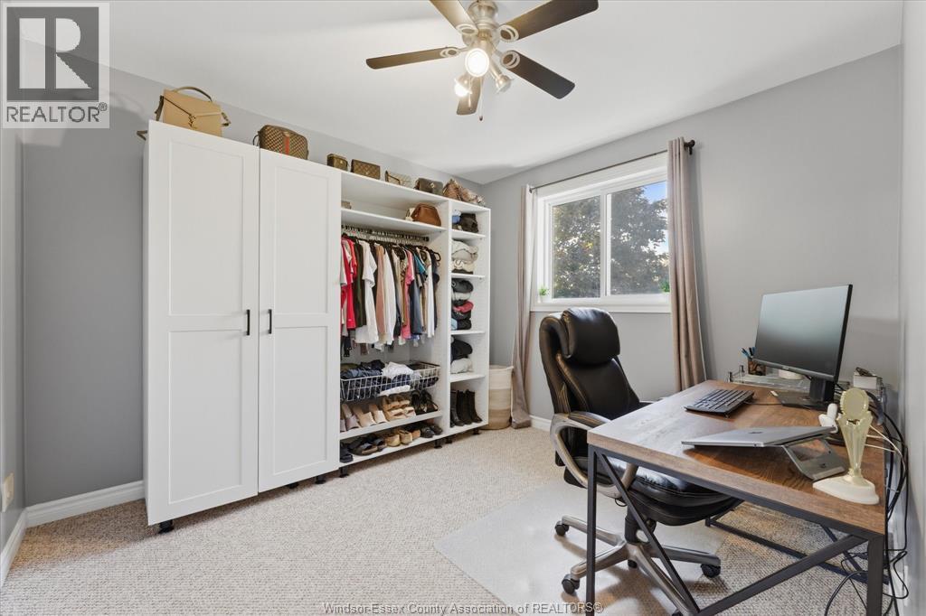 187 WOODLAWN CRESCENT - 19