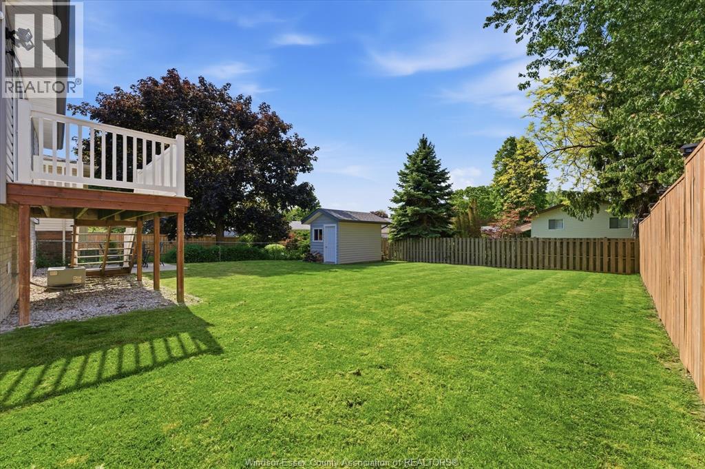 187 WOODLAWN CRESCENT - 32