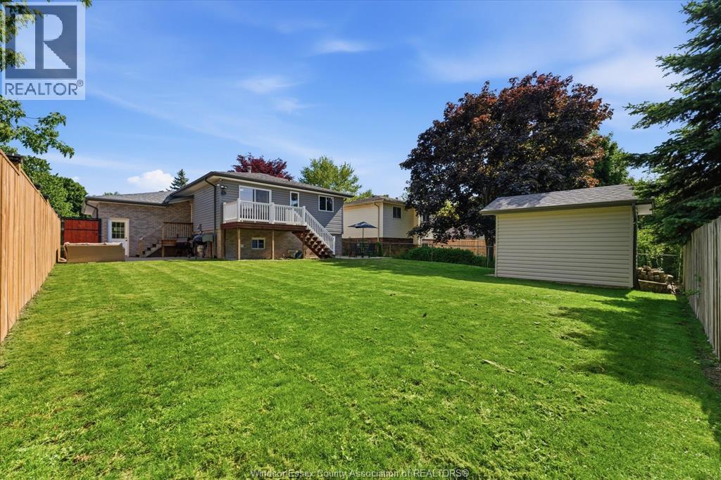 187 WOODLAWN CRESCENT - 33