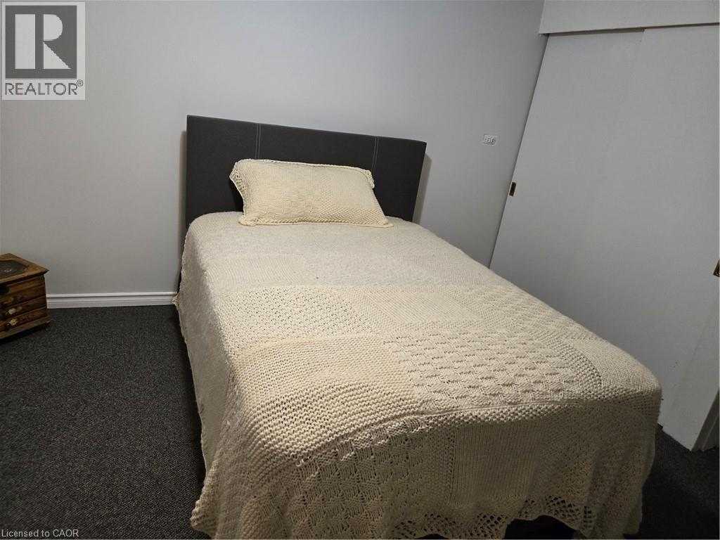 27 HEPBURN Avenue - 29