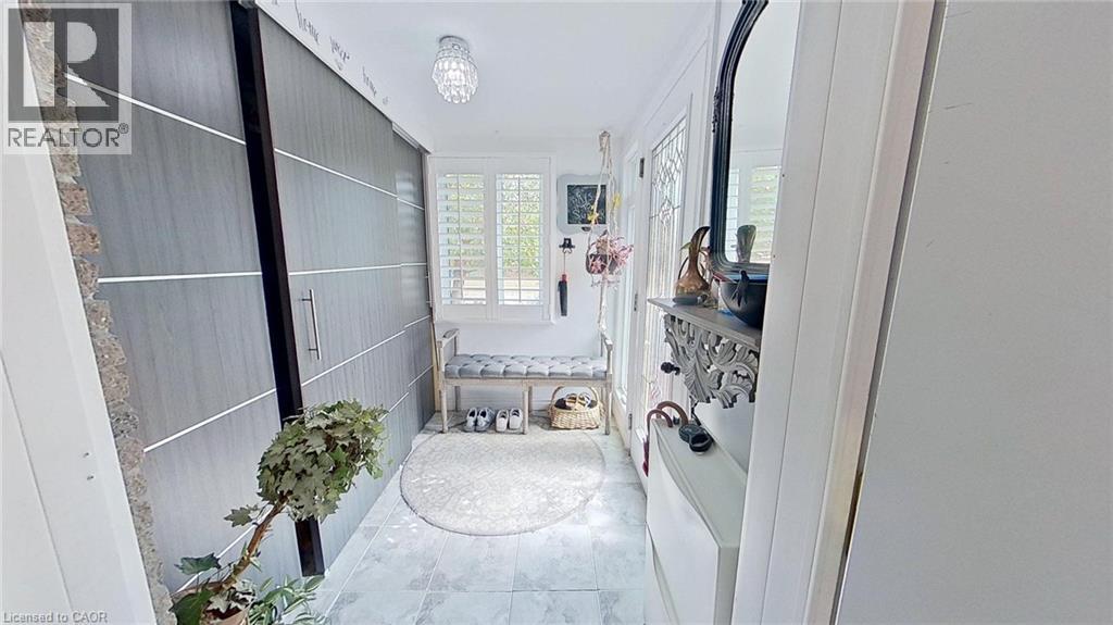 27 HEPBURN Avenue - 23