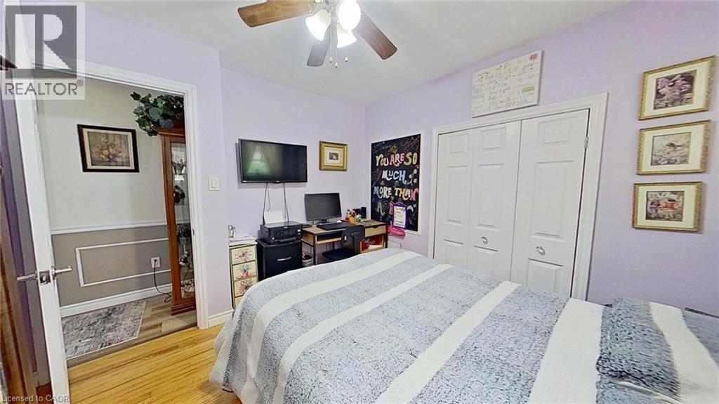 27 HEPBURN Avenue - 22