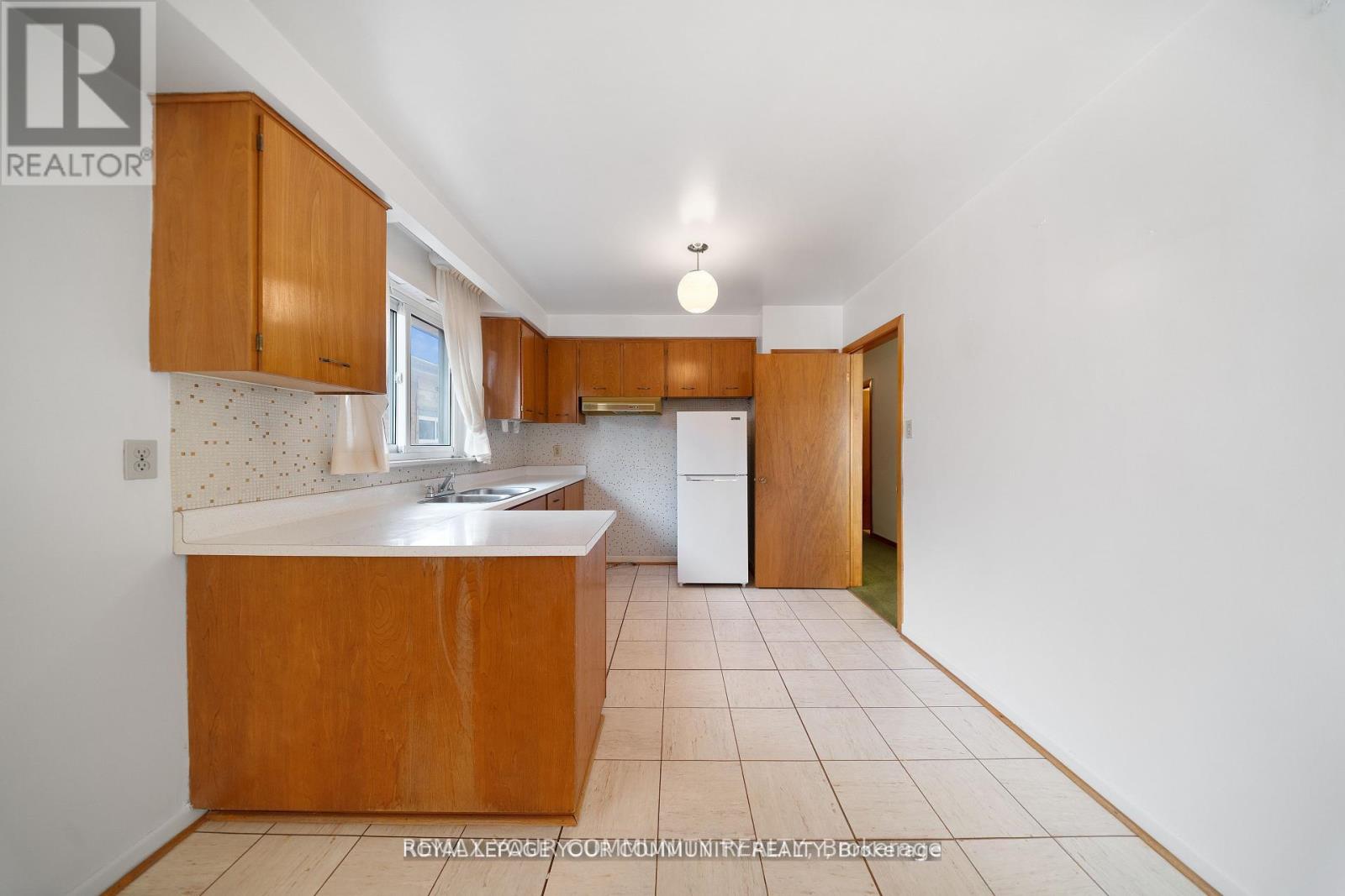50 FELAN CRESCENT - 11
