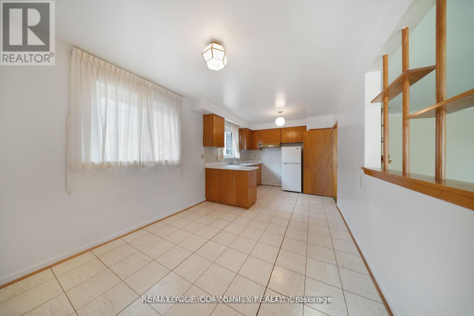 50 FELAN CRESCENT - 9