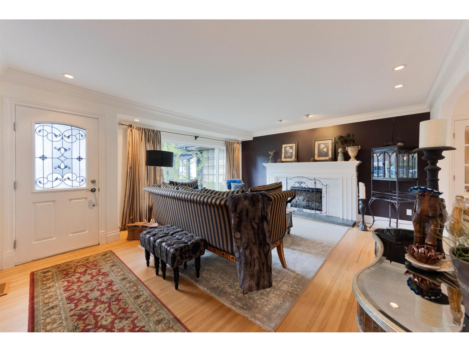 4 Bed, 2 Bath House for Sale in Surrey – 14735 109A AVENUE, Surrey - Image 12