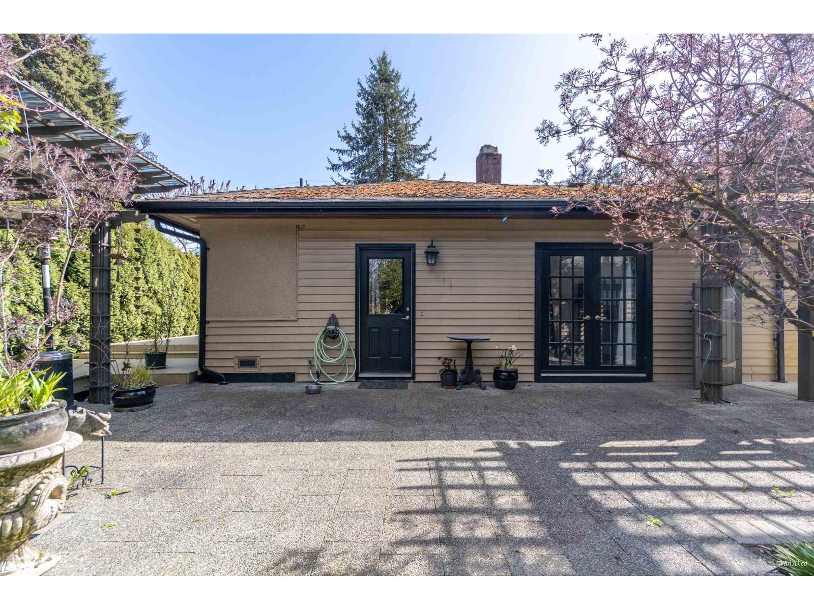 4 Bed, 2 Bath House for Sale in Surrey – 14735 109A AVENUE, Surrey - Image 32