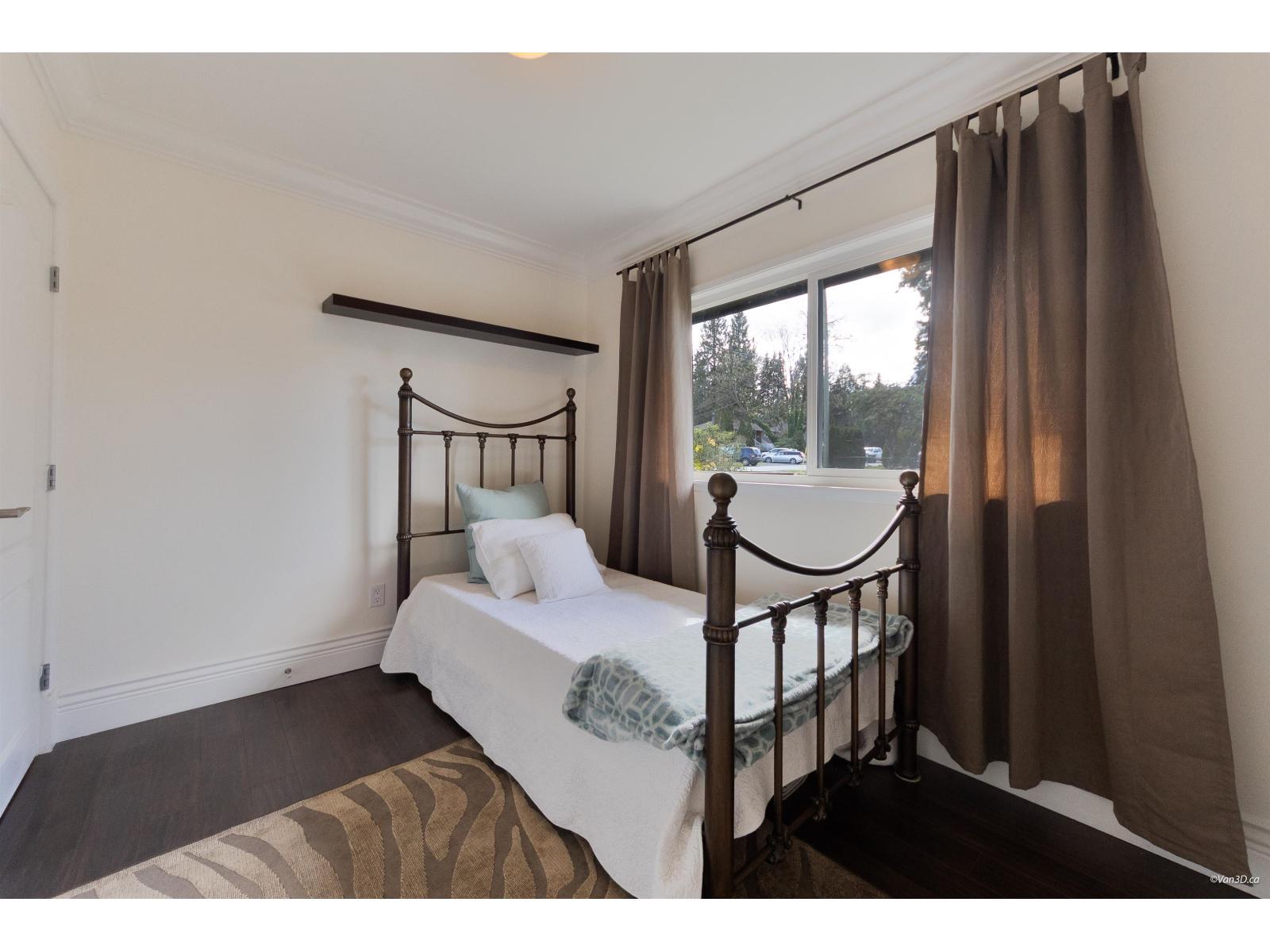 4 Bed, 2 Bath House for Sale in Surrey – 14735 109A AVENUE, Surrey - Image 25