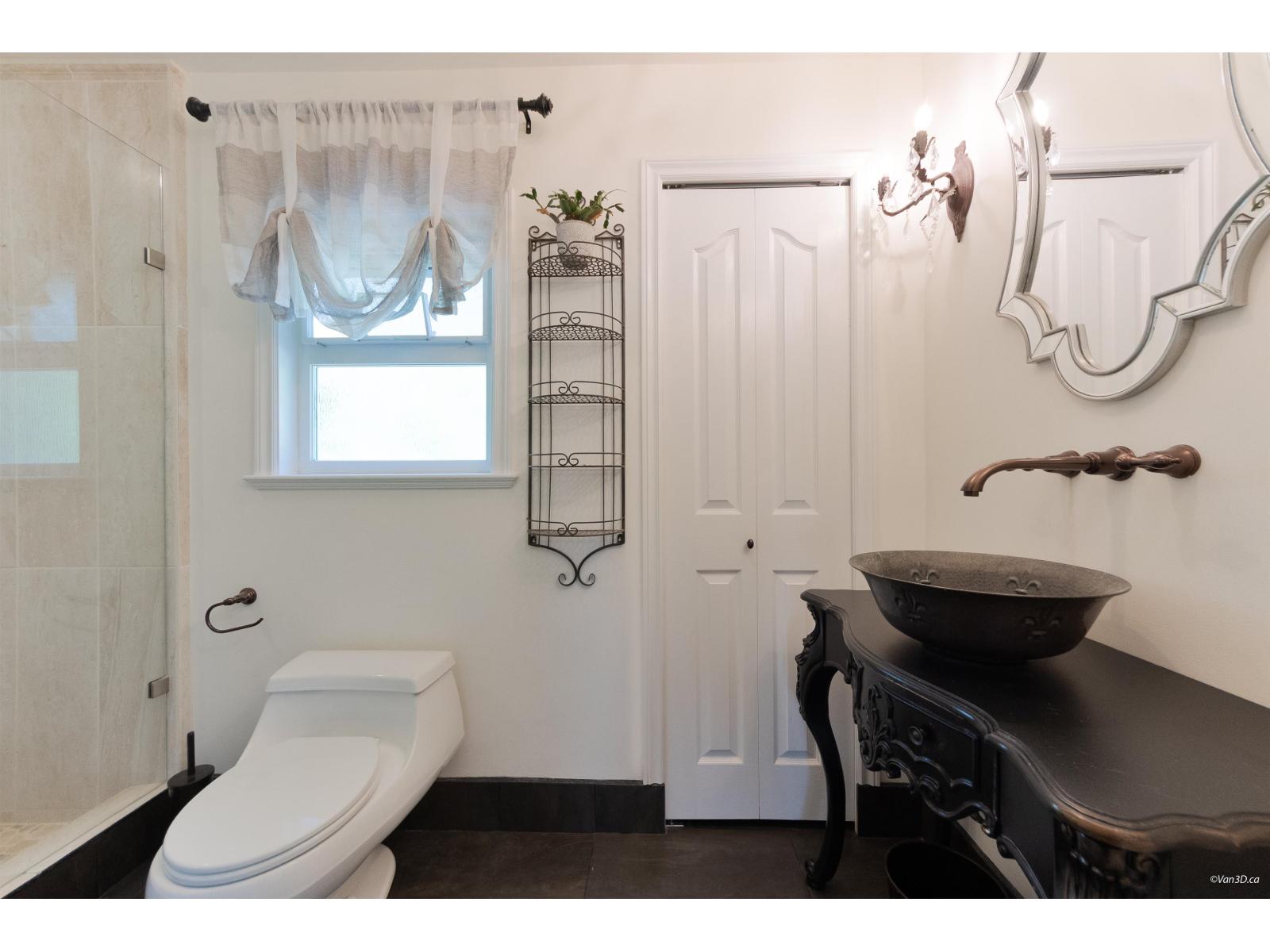 4 Bed, 2 Bath House for Sale in Surrey – 14735 109A AVENUE, Surrey - Image 18