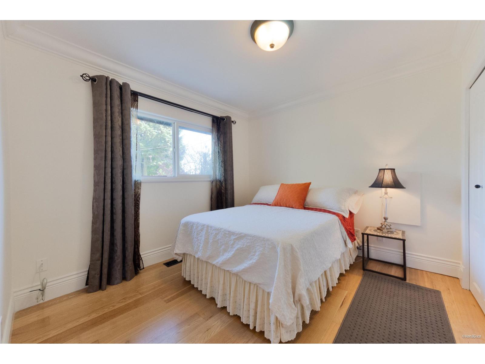 4 Bed, 2 Bath House for Sale in Surrey – 14735 109A AVENUE, Surrey - Image 39