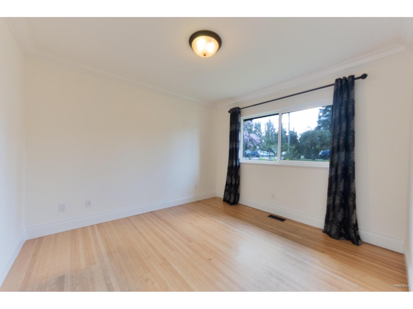 4 Bed, 2 Bath House for Sale in Surrey – 14735 109A AVENUE, Surrey - Image 24
