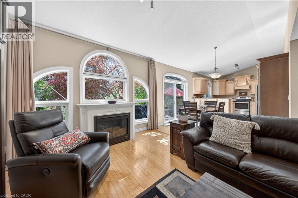 211 MCNICHOL Drive - 19