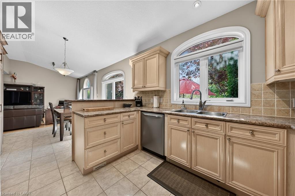 211 MCNICHOL Drive - 28