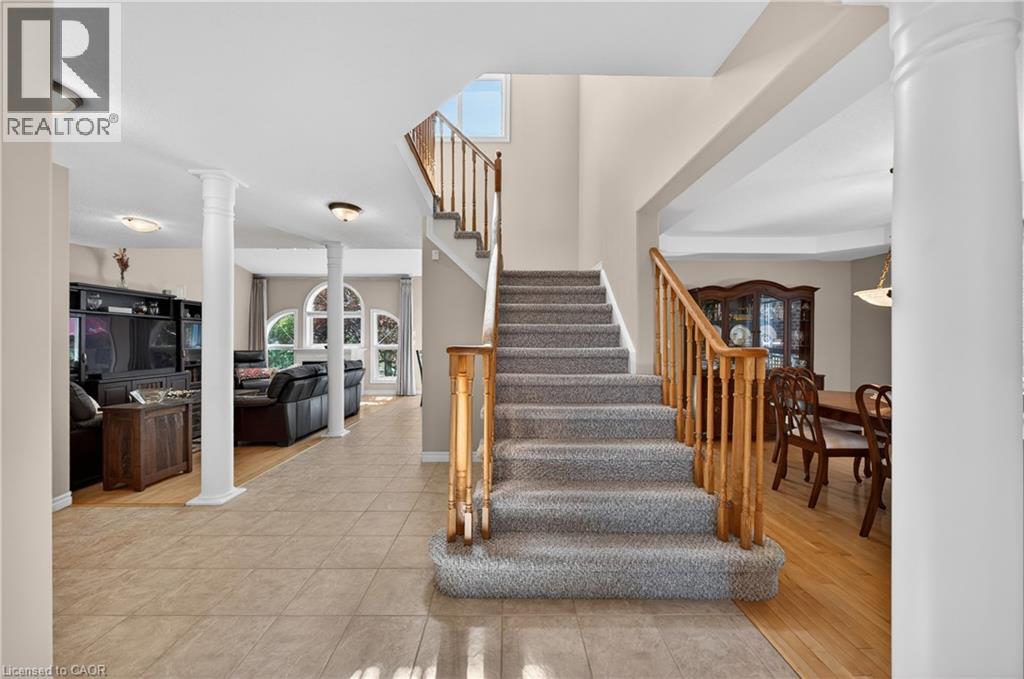 211 MCNICHOL Drive - 31