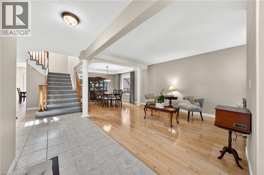 211 MCNICHOL Drive - 9