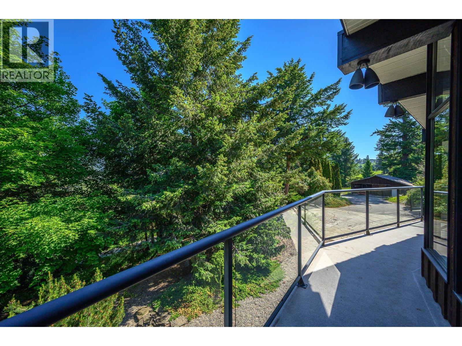 5860 Learmouth Road - 59