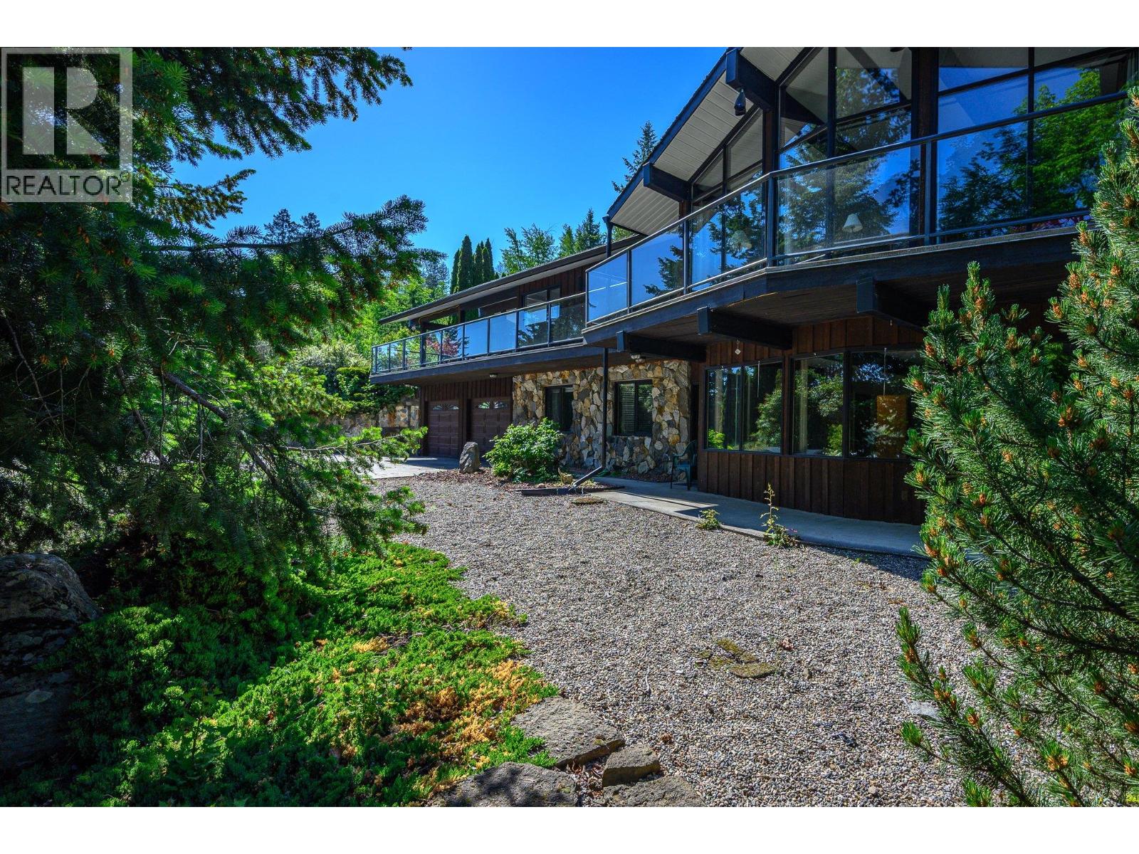 5860 Learmouth Road - 42
