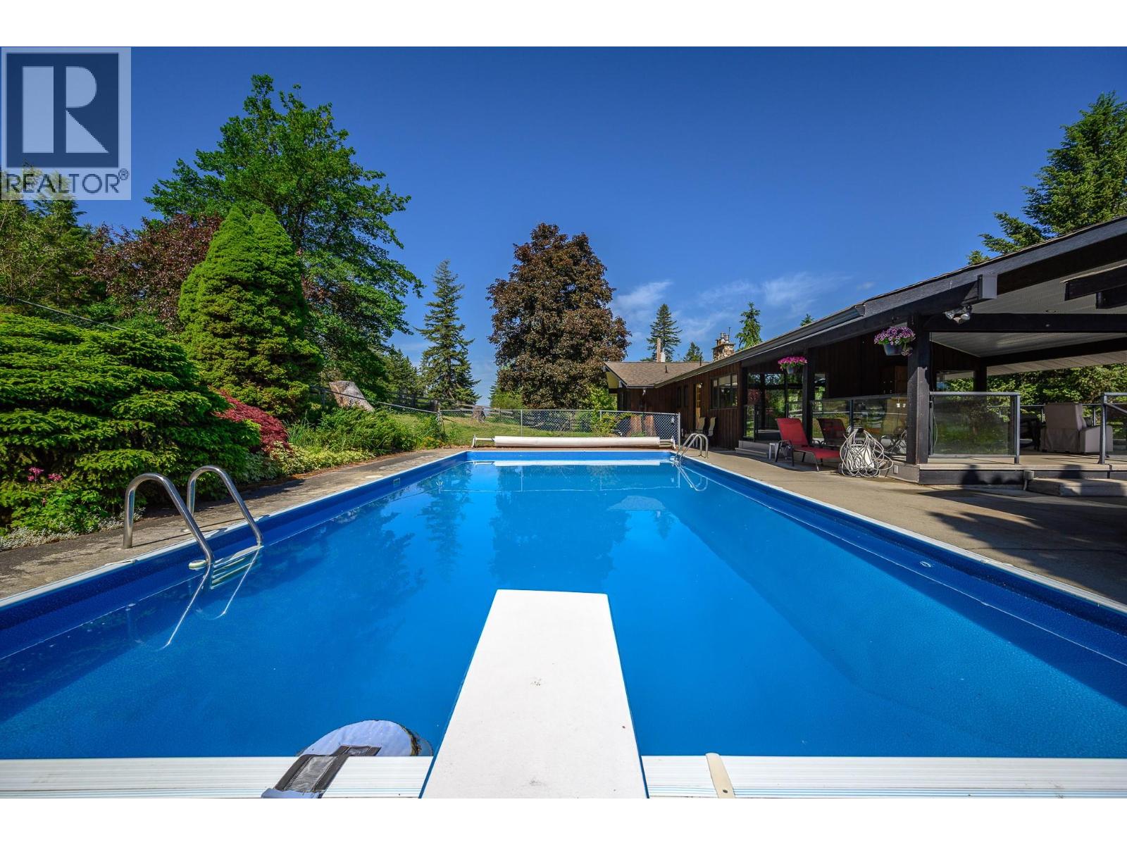 5860 Learmouth Road - 51