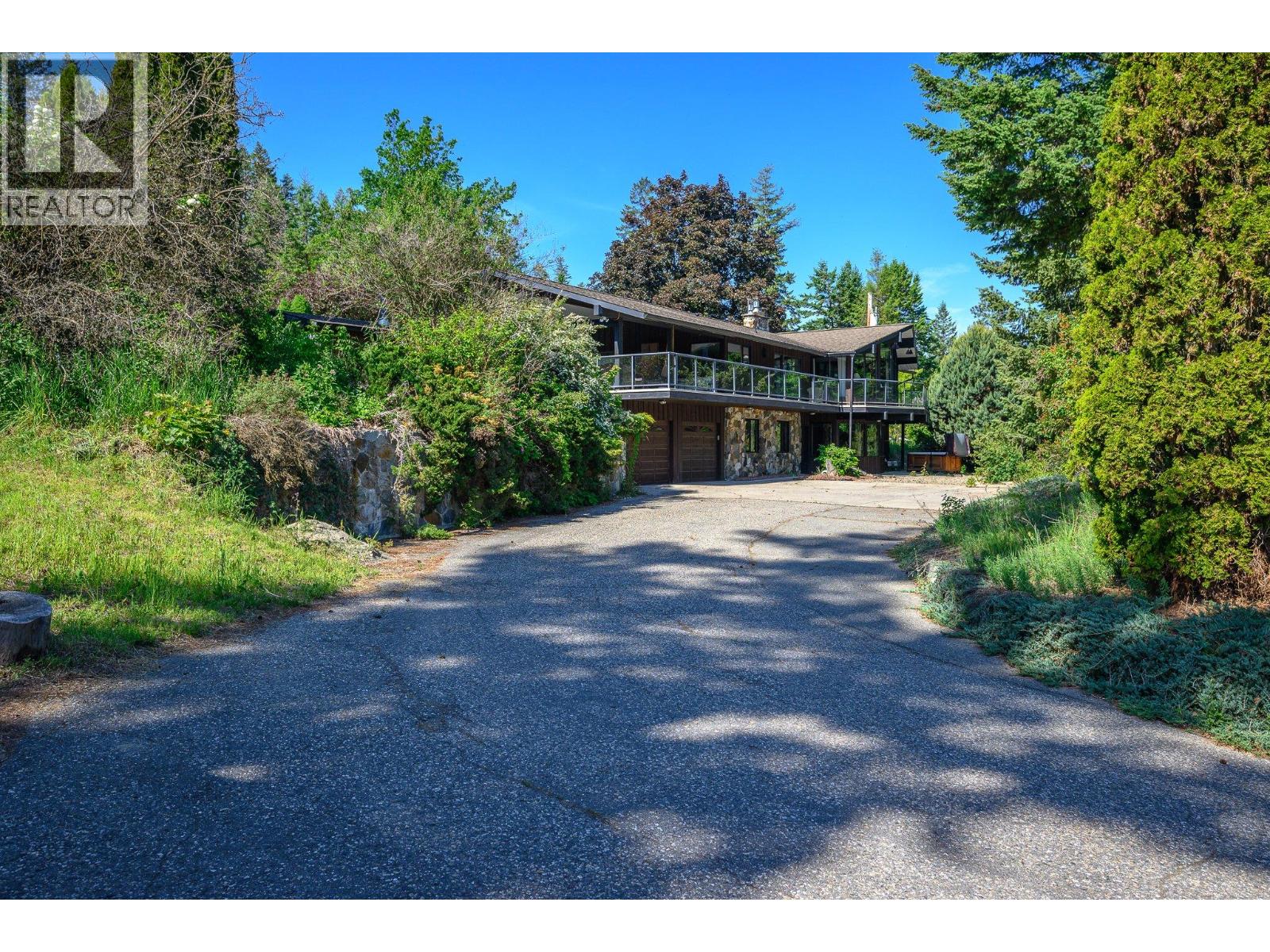 5860 Learmouth Road - 40