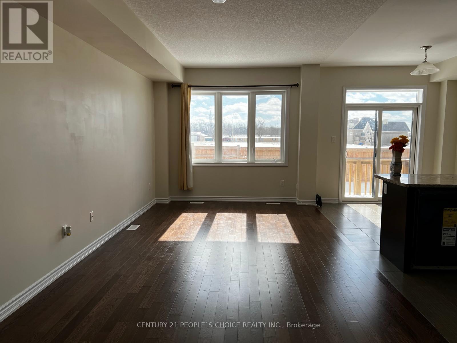 216 EXPLORER WAY - 6