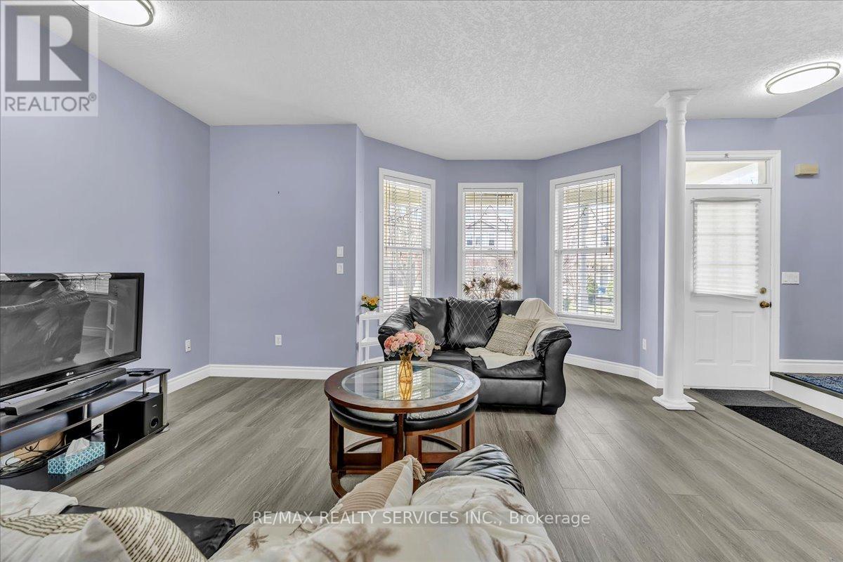 672 ZERMATT DRIVE - 14