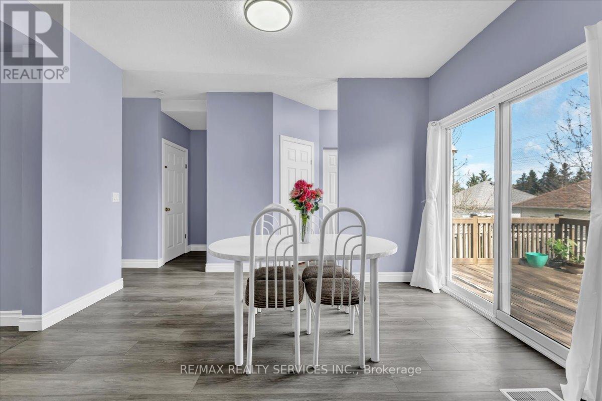 672 ZERMATT DRIVE - 16