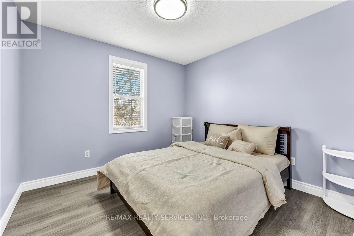 672 ZERMATT DRIVE - 26
