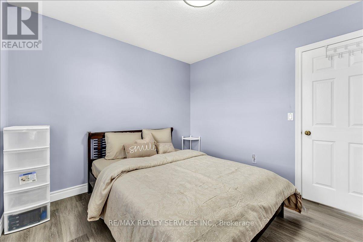672 ZERMATT DRIVE - 27