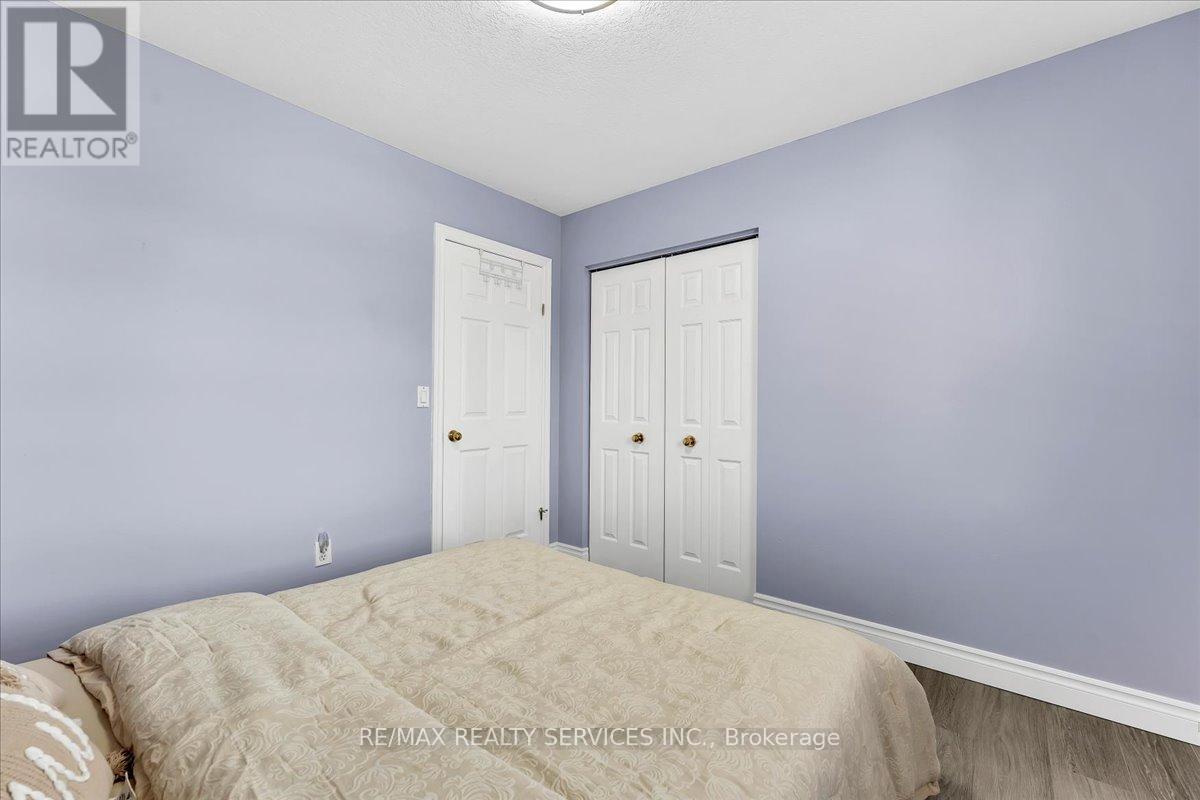 672 ZERMATT DRIVE - 28