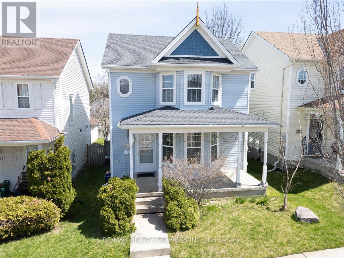 672 ZERMATT DRIVE - 3
