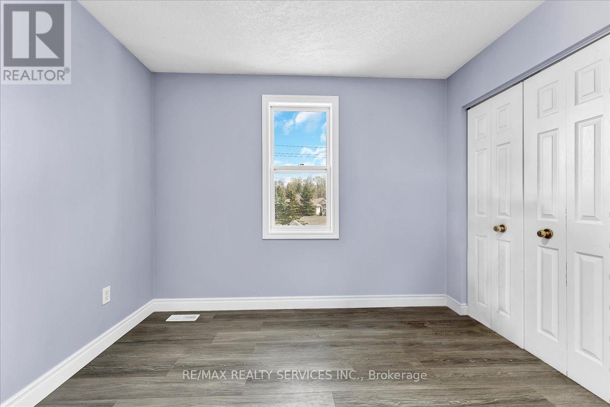 672 ZERMATT DRIVE - 30