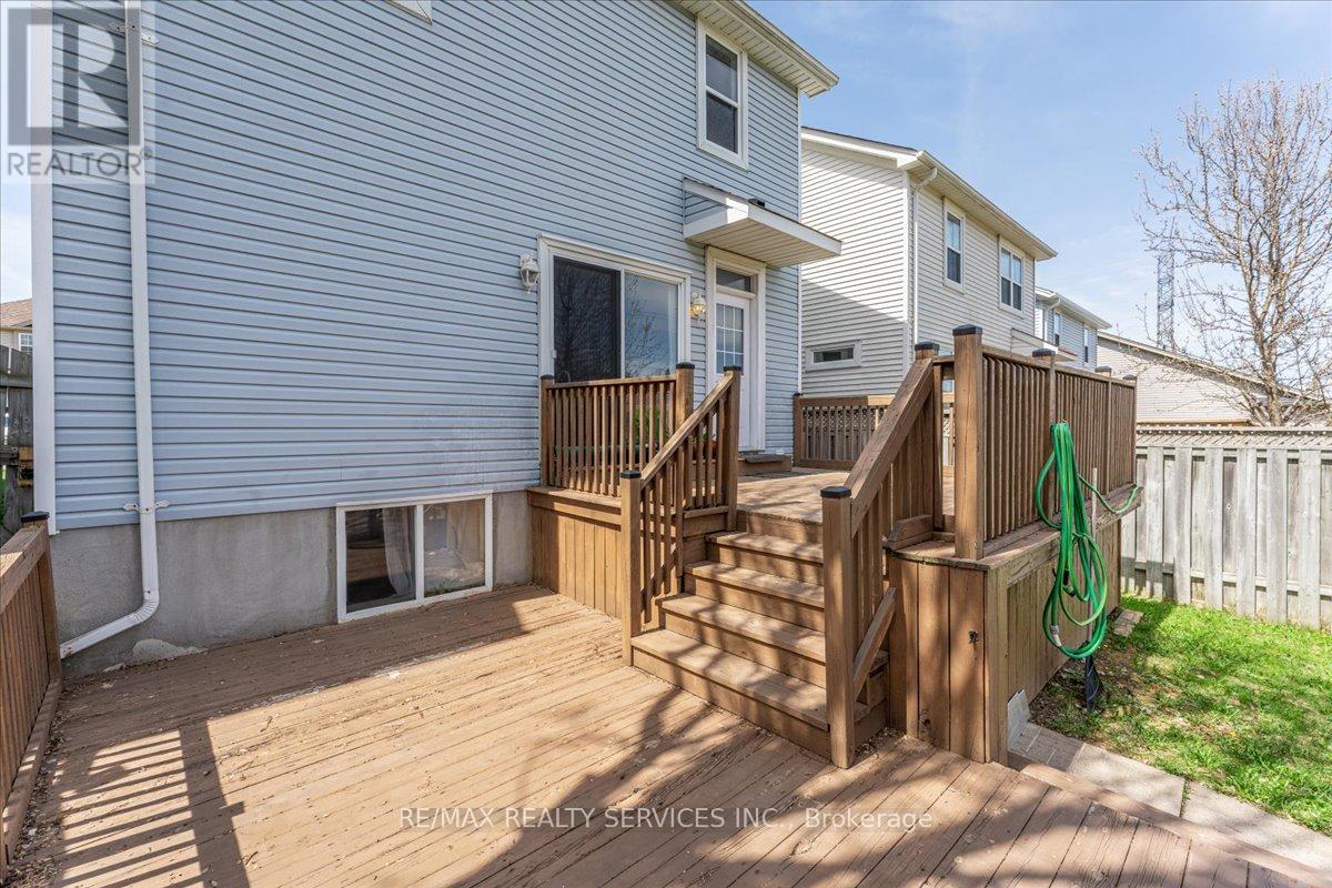 672 ZERMATT DRIVE - 36