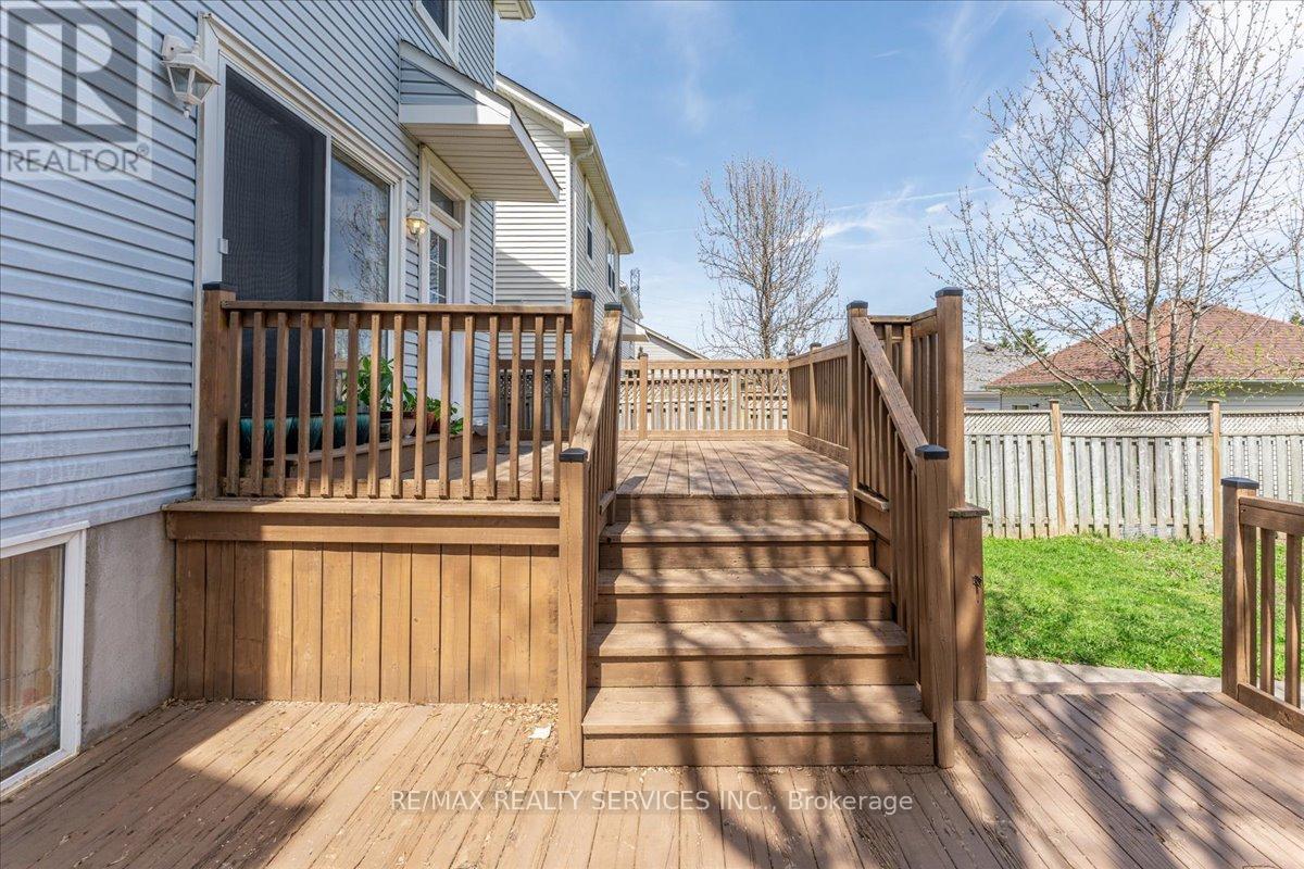 672 ZERMATT DRIVE - 41