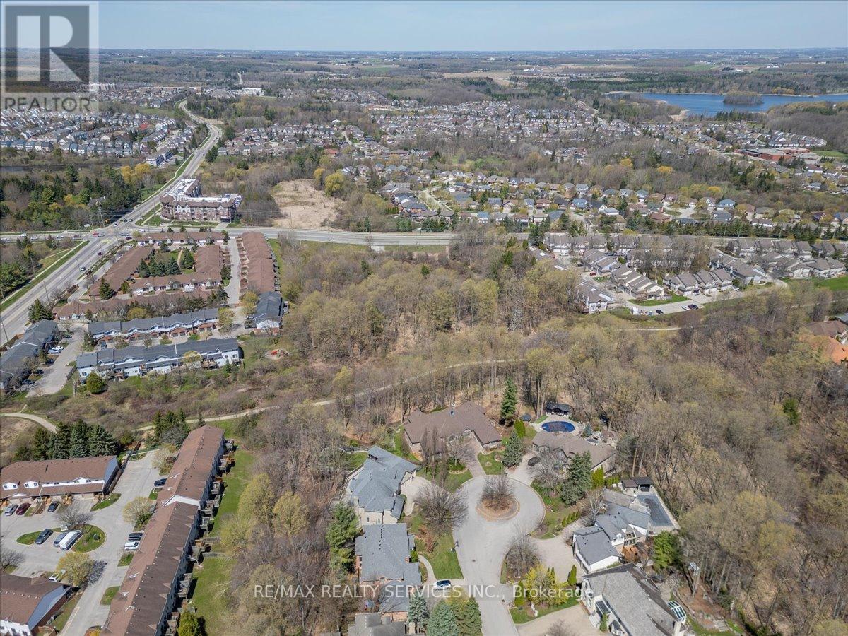 672 ZERMATT DRIVE - 48
