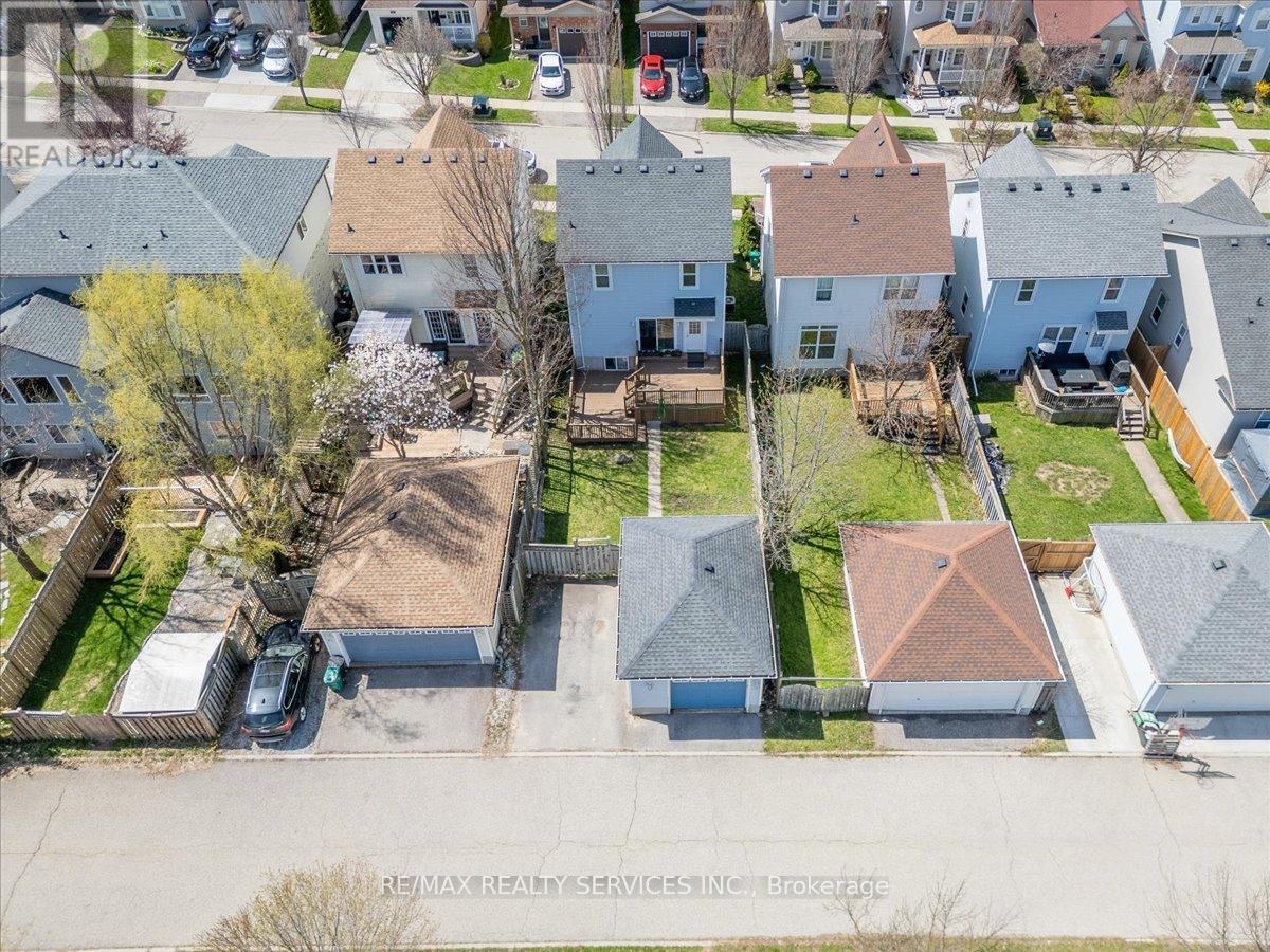 672 ZERMATT DRIVE - 5