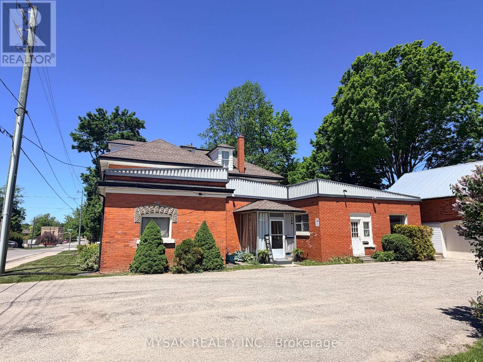 315 CENTRE STREET - 26