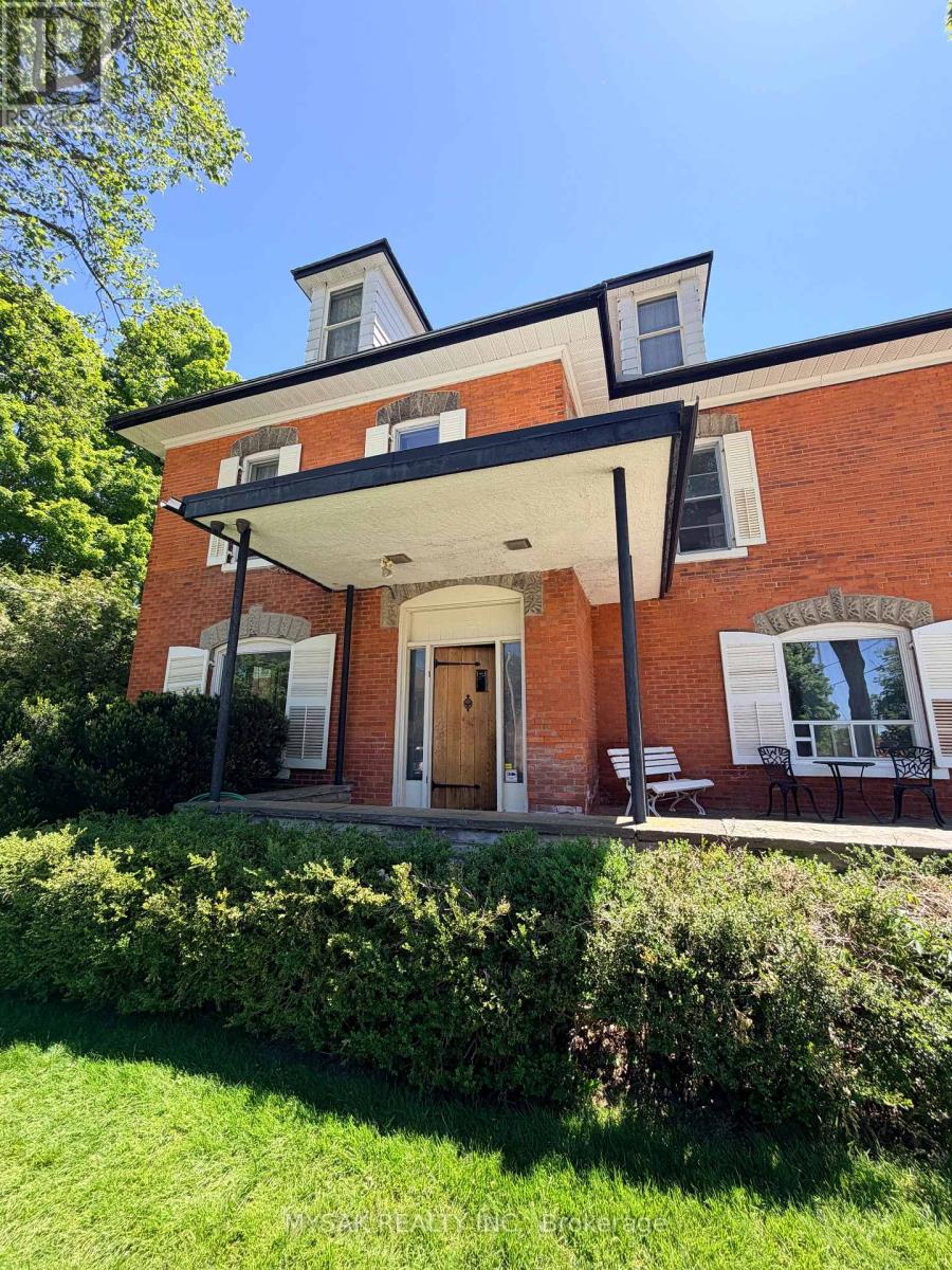 315 CENTRE STREET - 6