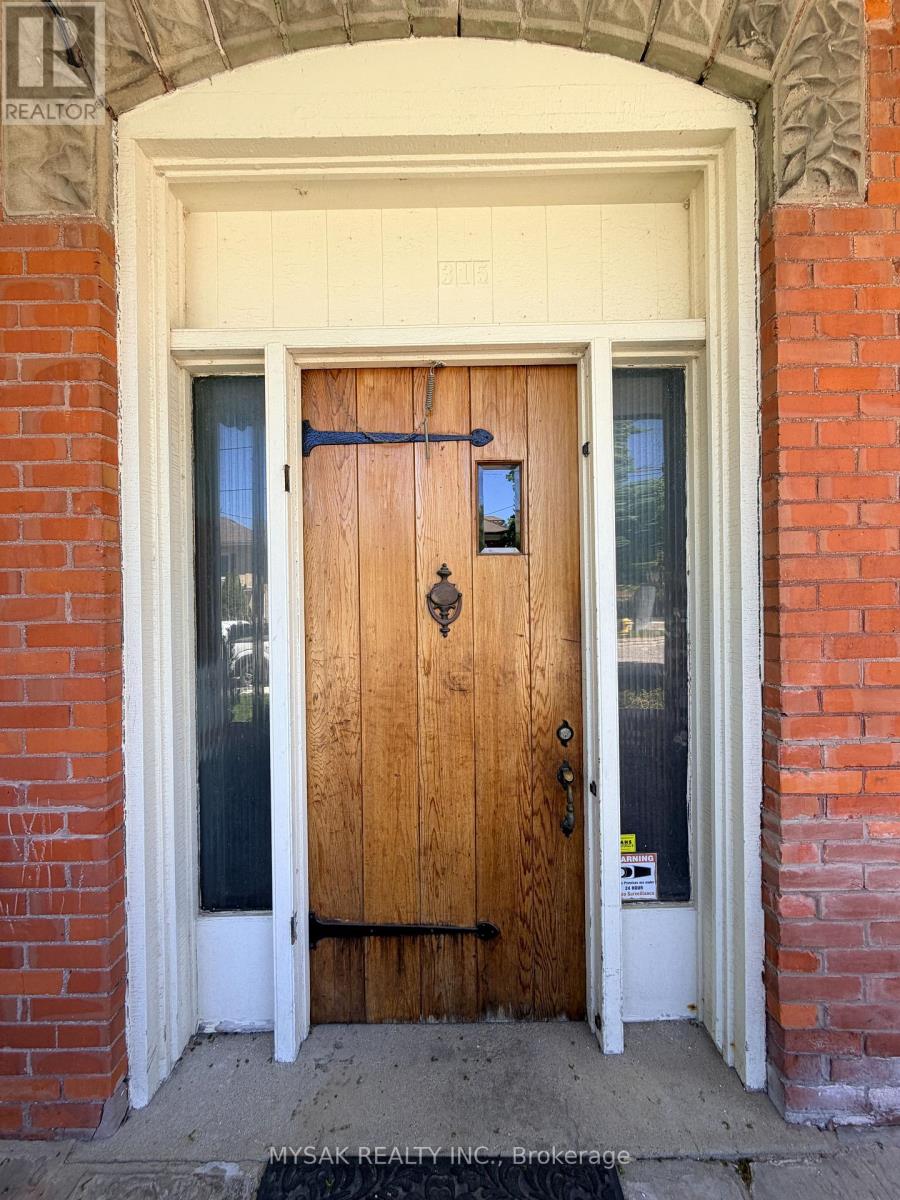 315 CENTRE STREET - 7