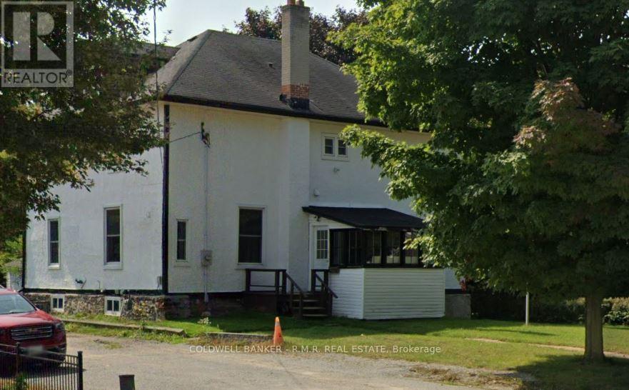 5 VIPOND ROAD