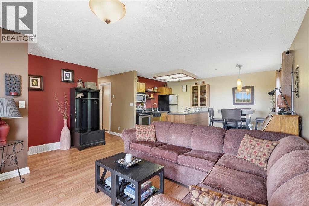 25054 South Pine Lake Road, Rural Red Deer County