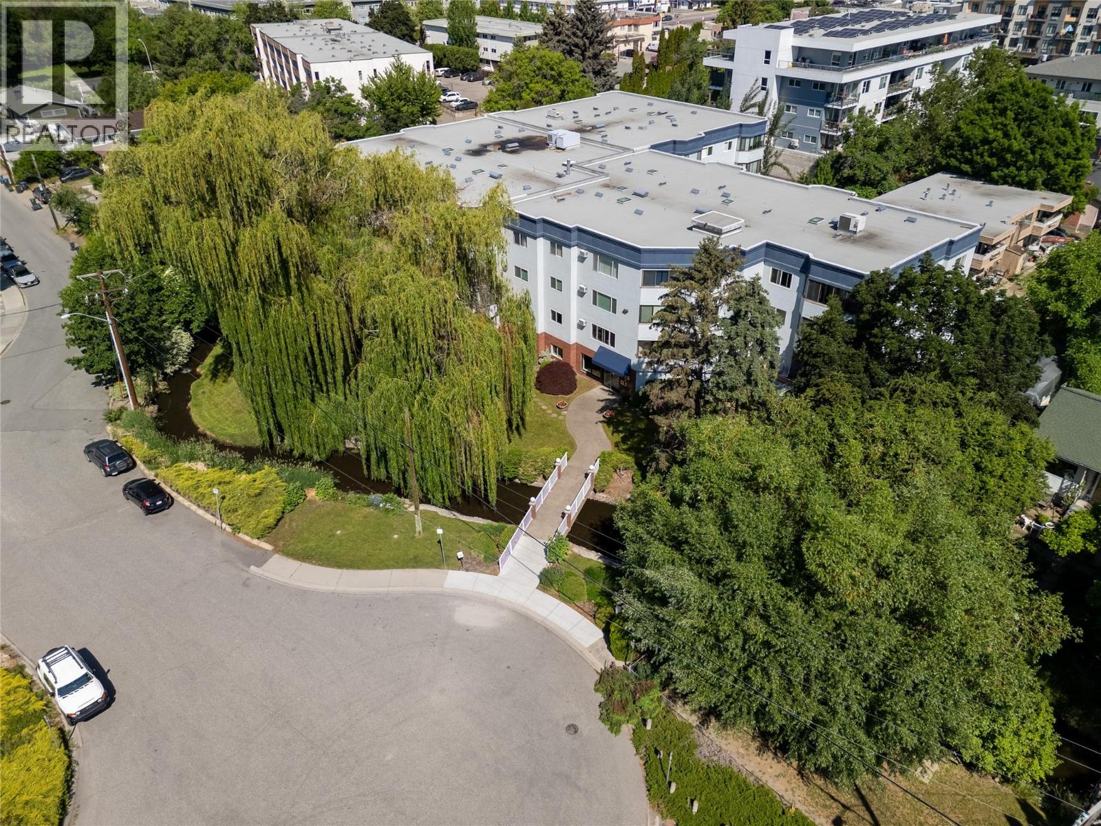 #101 1170 Brookside Avenue - 33