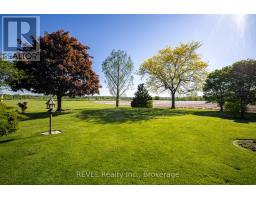 Bedroom 2 - 458 Chippawa Road, Port Colborne, ON L3K5V5 Photo 6
