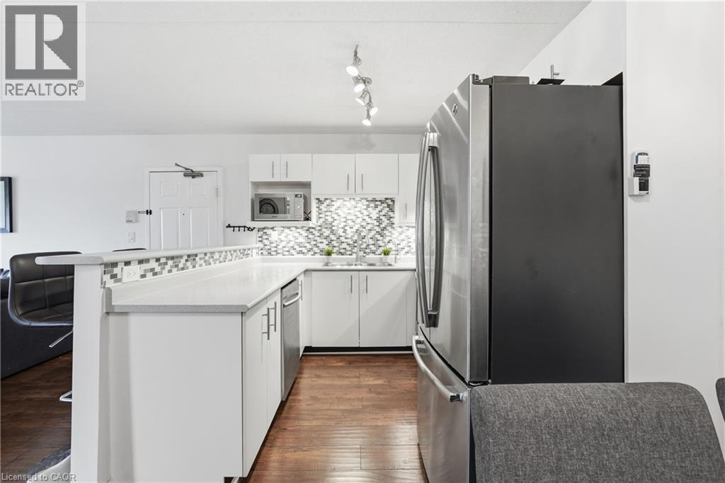 #204 4015 KILMER Drive - 8