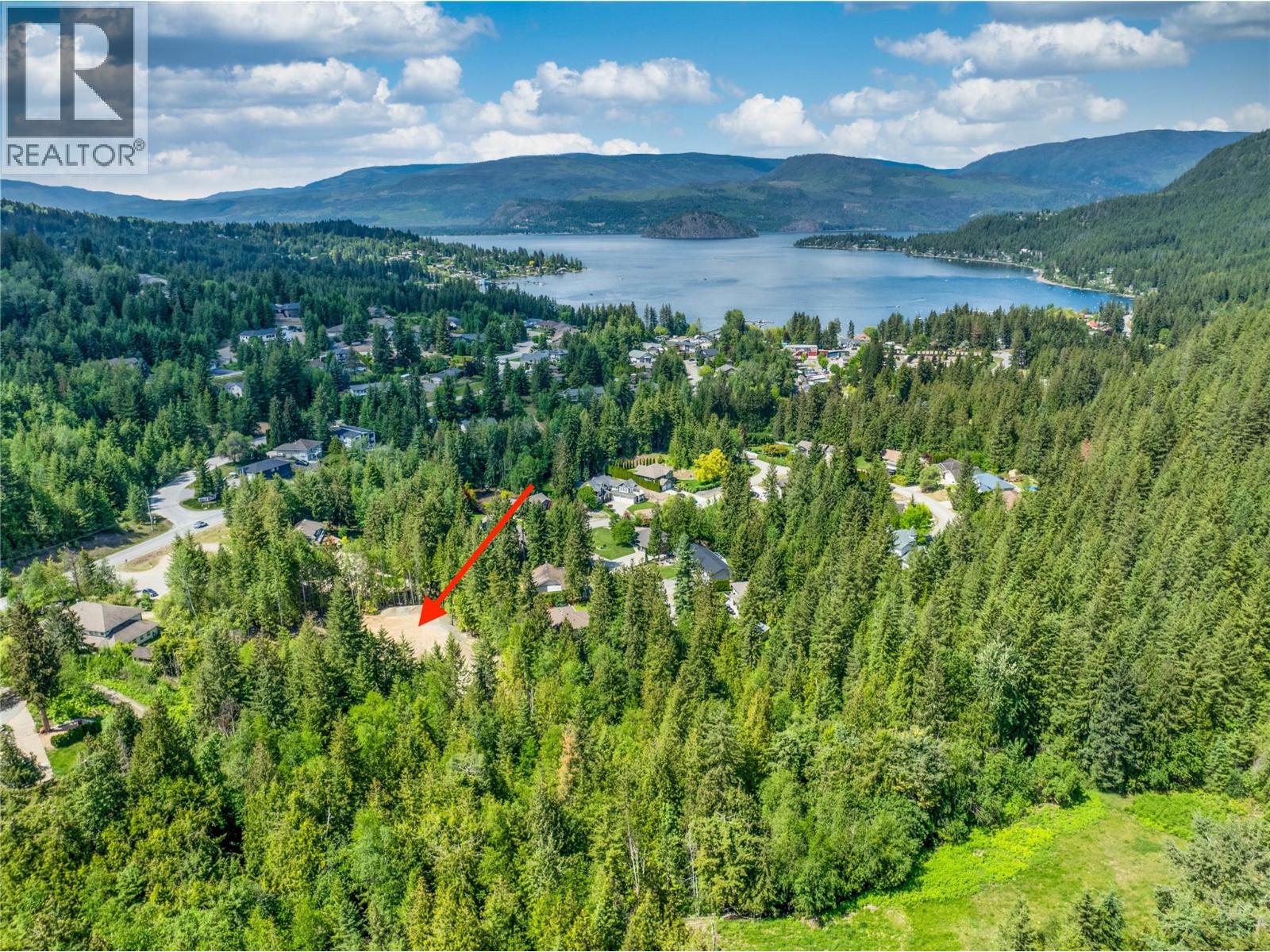  2744 Lake Mount Place, Blind Bay